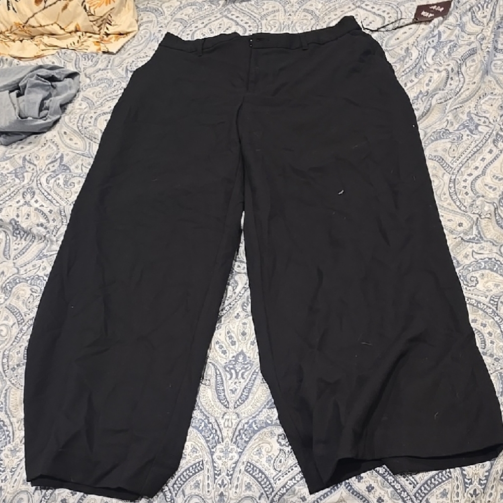Ava & Viv Black Wide-Leg Pull-On Cropped Pants